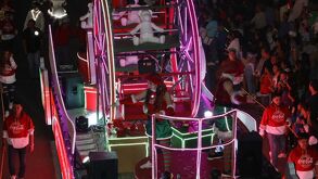 Caravana Coca Cola en Torreón en noviembre del 2024 en Plaza Mayor con un gran espectáculo.