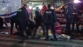 Un brutal ataque provocó la muerte de un joven en Guadalajara, luego de ser empalado por varios sujetos en San Juan de Dios.
