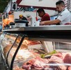 Carne de res sube en la canasta básica de noviembre de 2025, según Inegi.