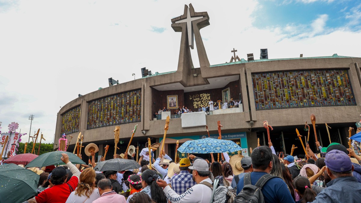 Fachada de la Basílica de Guadalupe un 12 de diciembre.