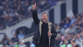 Antonio Mohamed, entrenador de Toluca, en el partido de ida de las semifinales del Apertura 2025.