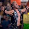 Chris Jericho haciendo su entrada en un evento televisado de WWE en el año 2008.