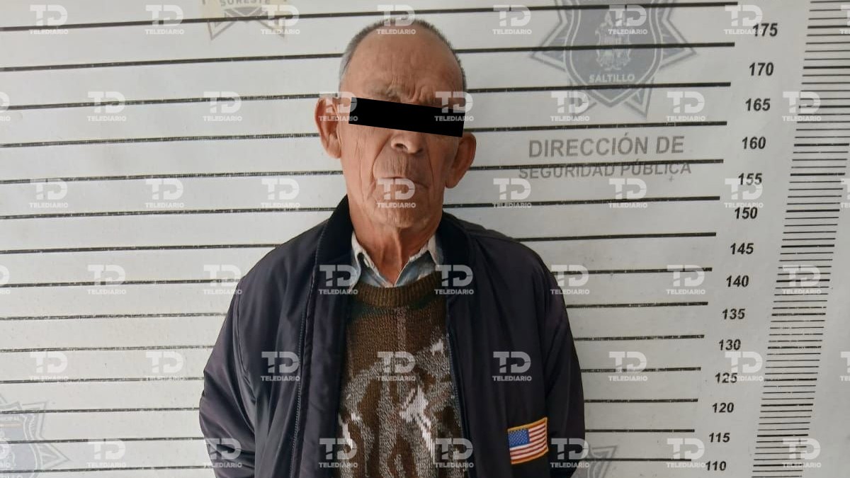 El hombre fue trasladado a la Delegación Oriente y, tras el dictamen médico, se estableció que se encontraba completamente ebrio.