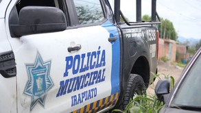 Motociclistas dispararon contra un grupo de personas en la colonia Morelos de Irapuato la madrugada de este viernes, dejando múltiples muertos y heridos.