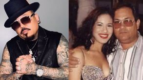 A.B. Quintanilla con lentes oscuros y sombrero negro, a un lado esta Selena Quintanilla junto a su padre, quien aparece con lentes y la esta abrazando.