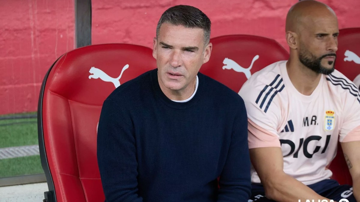 Luis Carrión durante un partido del Real Oviedo.