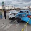 Se registró un fuerte accidente en la carretera federal a Tehuacán, en la que un conductor embistió a otros dos autos chocados.