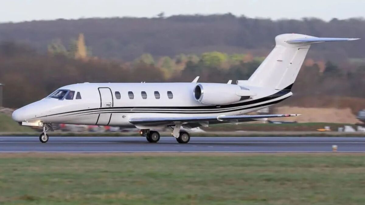 Así es la avioneta que se desplomó en Toluca el lunes 15 de diciembre del 2025.