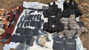 Sedena desplegó un intenso operativo en los límites de Colima y Michoacán, desmantelando un campamento criminal.