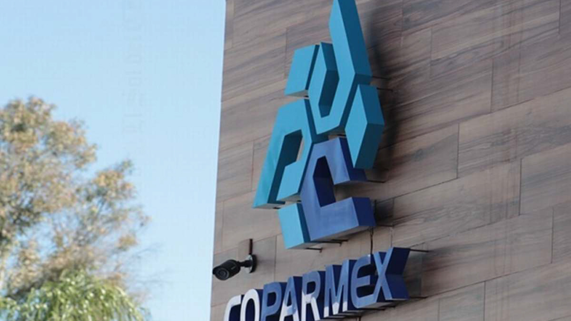 La reforma al Código Fiscal podría afectar a pequeñas y medianas empresas, ya que ellos tienen que contratar despachos legales.