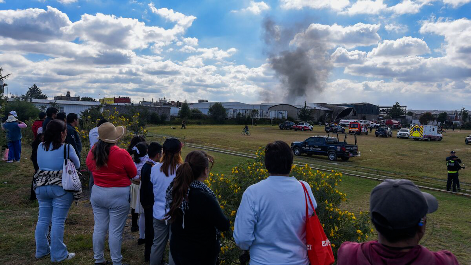 Un jet privado procedente de Acapulco se desplomó cerca del Aeropuerto de Toluca, dejando un saldo de 10 fallecidos.