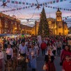 Las Mega Posadas en Querétaro incluyen presentaciones artísticas, rifas y una pastorela cultural para fomentar la convivencia comunitaria.