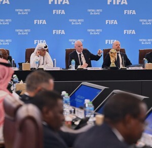 El Consejo de la FIFA, encabezado por Gianni Infantino, anunció las decisiones en una conferencia de prensa.