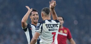 Germán Berterame y Óliver Torres.