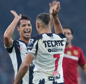 Germán Berterame y Óliver Torres.