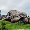 Imágenes del monumento que se derrumbó en Álamo Temapache, Veracruz.