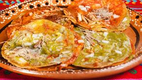 chalupas platillo tradicional de la gastronomía de puebla