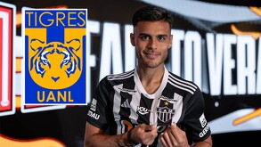 Fausto Vera con la camisa de Atlético Mineiro.