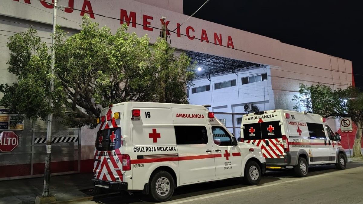 Cruz Roja de Torreón donde se atiende a una menor por intoxicarse al comer gomitas para dormir.
