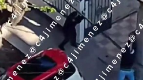 Policías disparando contra extorsionadores en la colonia Juárez