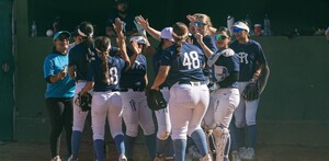 Sultanes Femenil en un interescuadras en el Walmart Park.