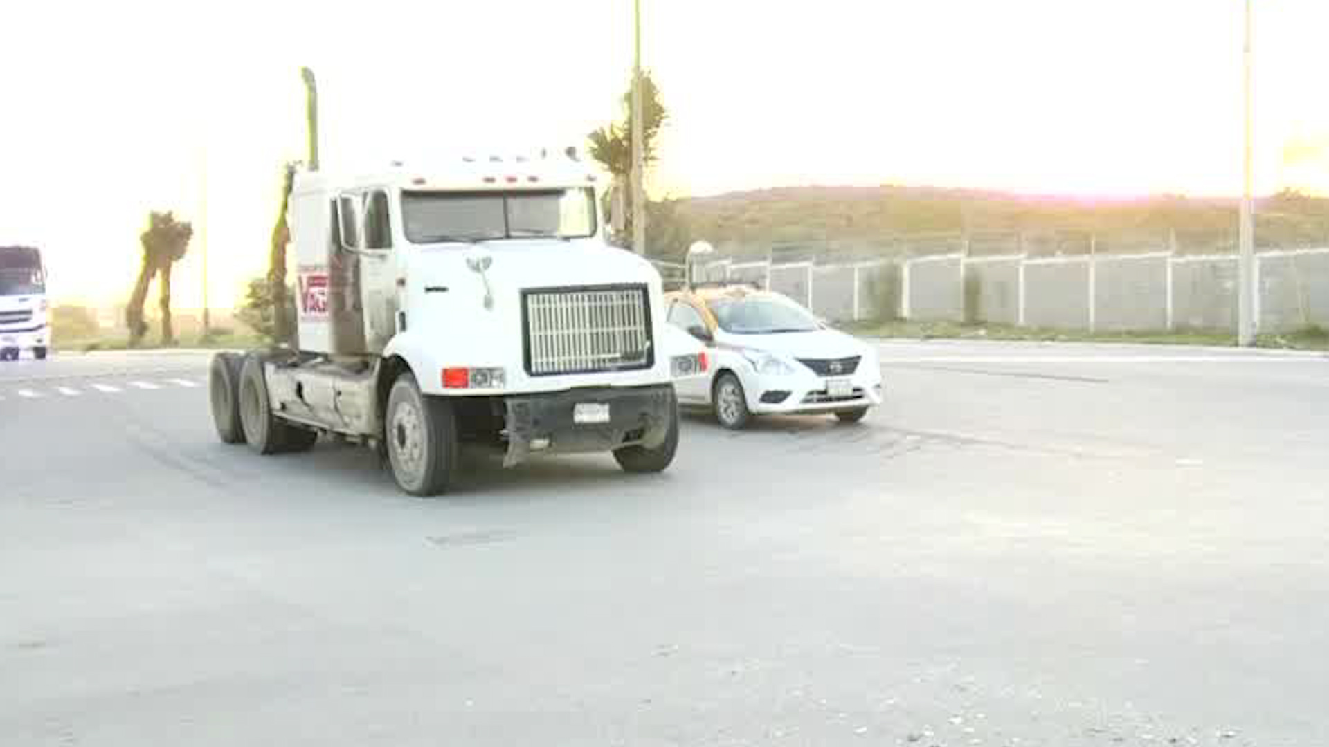 Vecinos aseguran que hacen falta muchas señalizaciones en el lugar pues los accidentes son recurrentes.