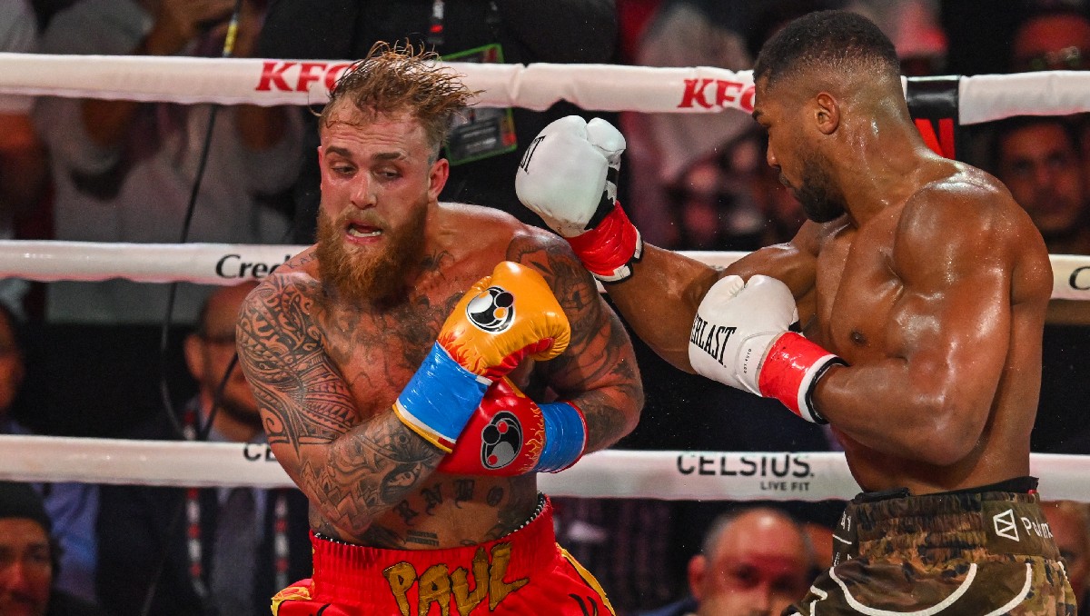 Jake Paul sufre brutal doble fractura de mandíbula en derrota con Anthony Joshua, pero pide al 'Canelo' Álvarez