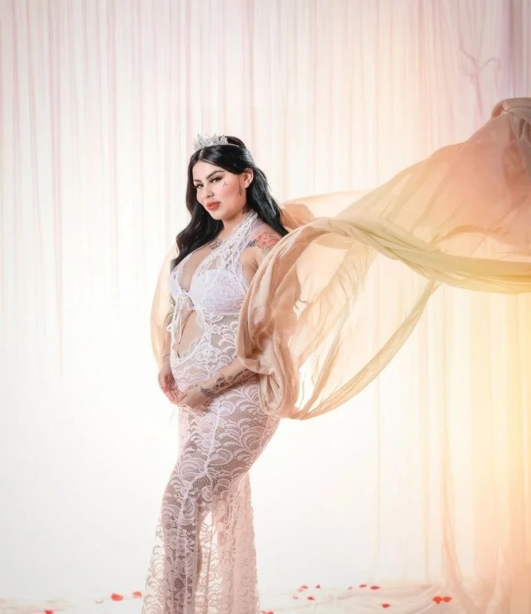 La creadora de contenido originaria de León, conocida como Mona, dio a conocer a través de sus redes sociales que se encuentra embarazada.