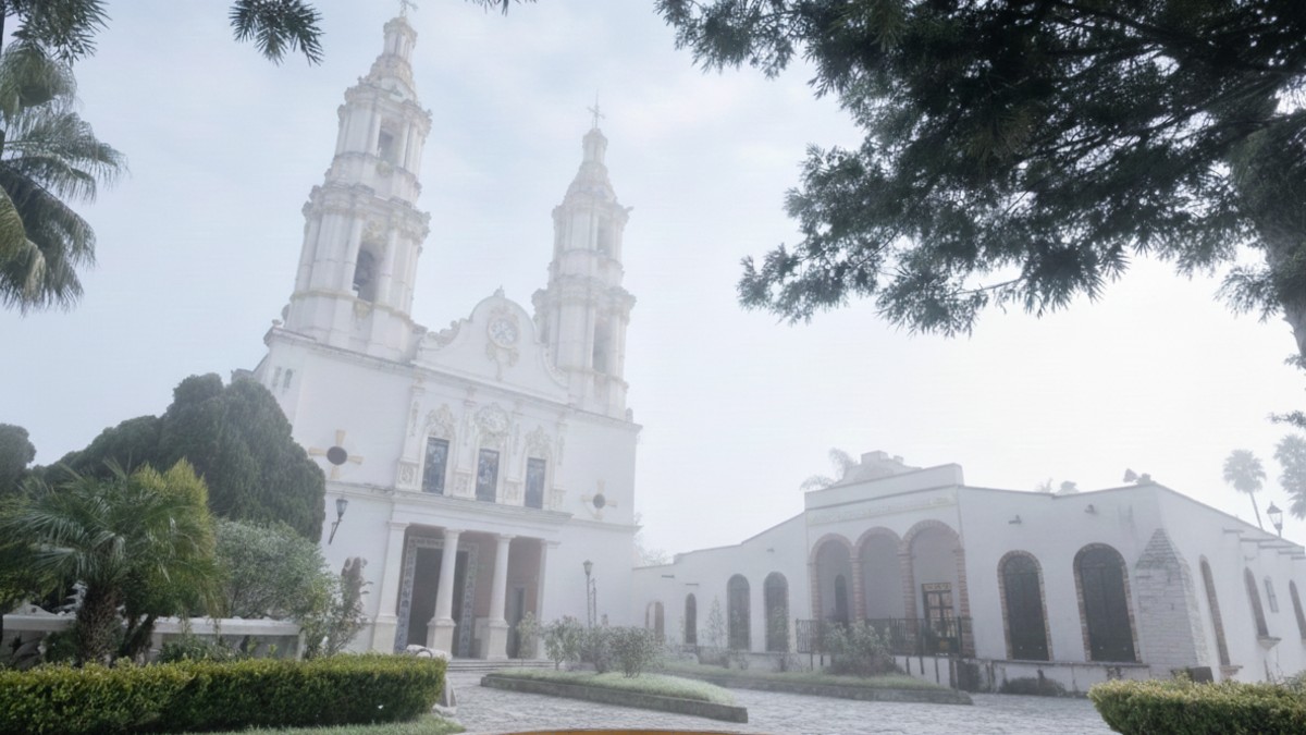 Parroquia de San Gaspar de los Reyes, ubicada en Jalostotitlán, Jalisco.