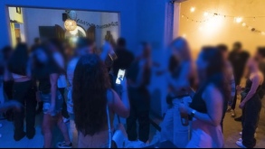 El Bar Plo de la colonia Americana es clausurado por exceso de ruido en Guadalajara.