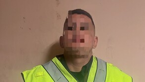 Hombre detenido tras ser acusado de haber agredido físicamente a su esposa e hijo en Gómez Palacio.