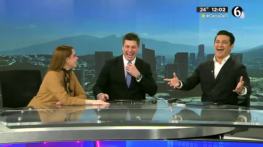 Programa conducido por Luis Carlos Ortiz, Erik Rocha y Ady Cabriales, lunes 22 de diciembre de 2025.