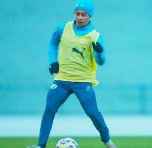 Álex Alcalá en una mañana de entrenamiento en la academia del Manchester City.