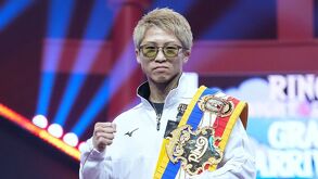 Naoya Inoue en la presentación del combate que sostendrá contra Alan David Picasso.