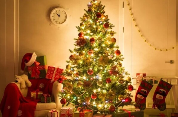 Decoración navideña, elementos que comúnmente es causa de incendios en viviendas.