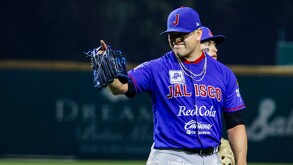 Jugador de Charros de Jalisco durante un partido