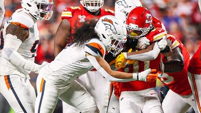 Jugadores de Chiefs y Denver en la semana 17 de la nfl.