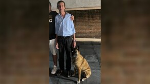 Hugo Basurto de Hoyos y su perrita Pastor Belga, Isis.