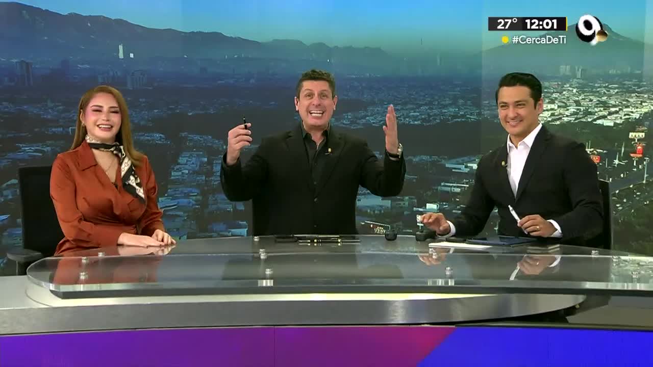 Programa conducido por Luis Carlos Ortiz, Erik Rocha y Sandra Sandoval, viernes 26 de diciembre de 2025.