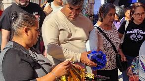 Regios hacen compra para año nuevo