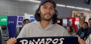 Daniel Aceves con el la indumentaria de Rayados.