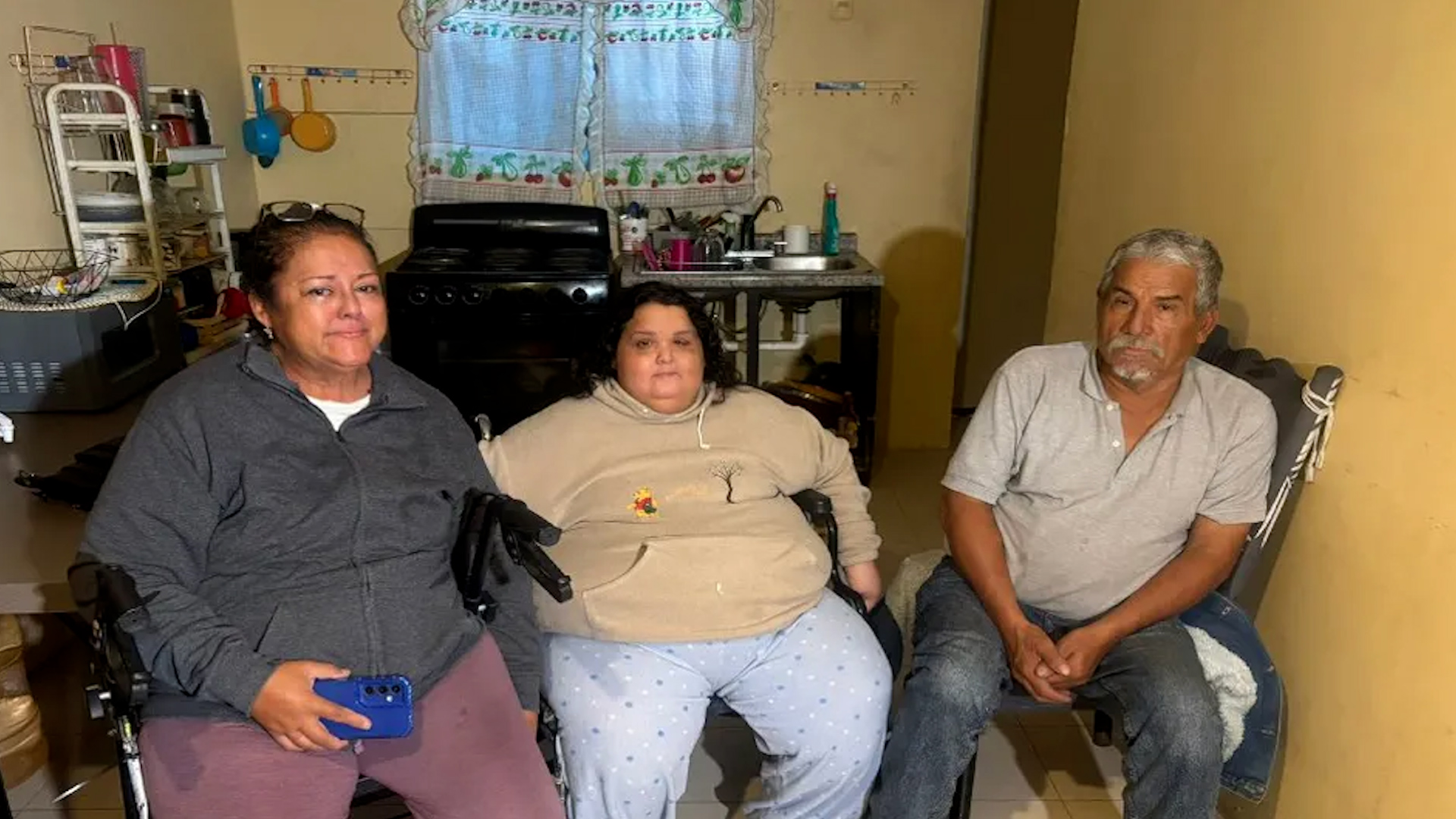 En un momento complicado, la señora Alicia Cázares Hernández tiene fé en que la siempre solidaria sociedad regiomontana pueda apoyarla.