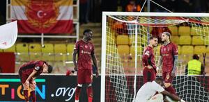 Jugadores del Galatasaray durante un partido de Champions League en 2025.