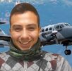 Víctor Rafael Pérez es el teniente de la Marina, que habría muerto en el avionazo de Galveston, Texas.