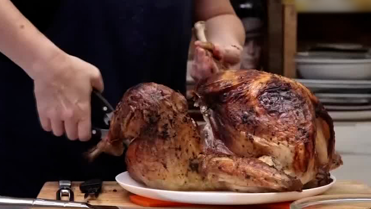 Durante diciembre, las personas pueden subir hasta siete kilos debido a cenas, alcohol y falta de sueño.