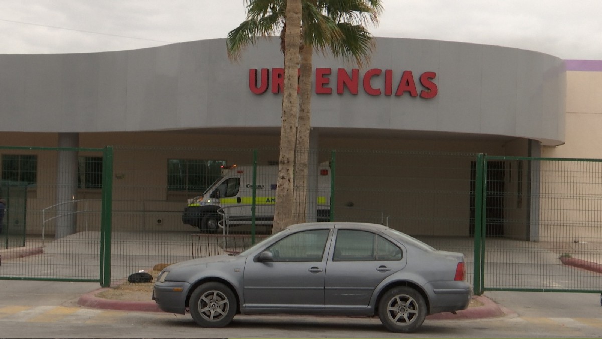 Hospital General de Torreón, donde es atendido un hombre que fue baleado afuera de su casa.