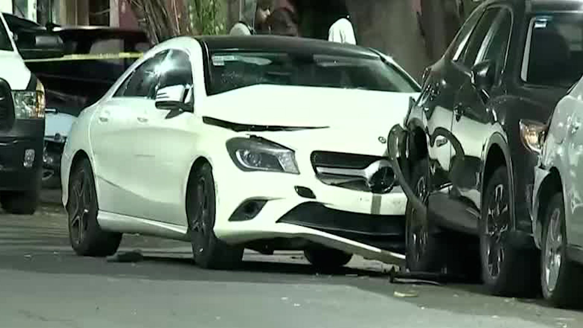 Tras una persecución en la GAM, la SSC detuvo a dos jóvenes de 18 y 20 años con armas de fuego.