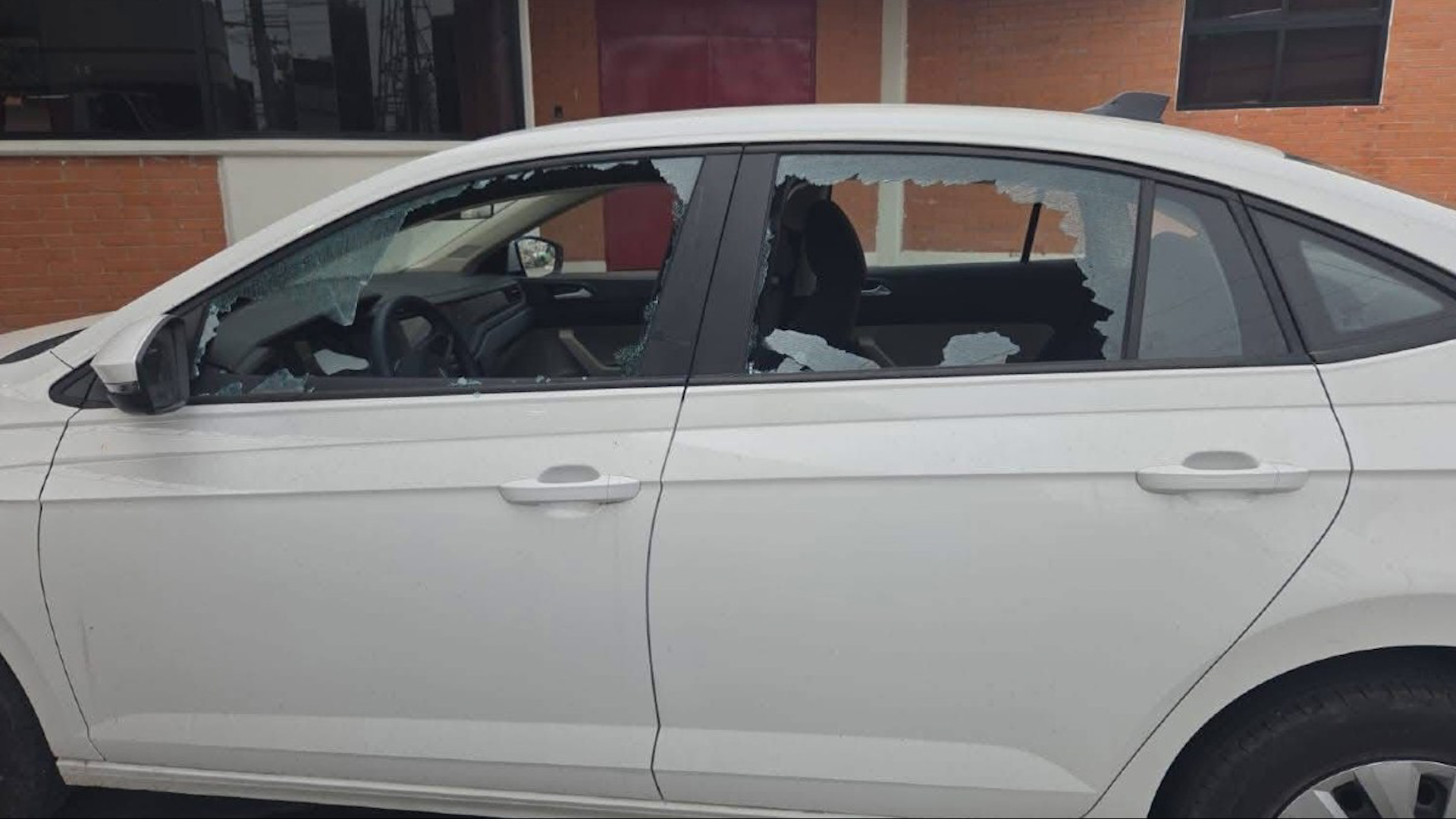 Recibió impactos en el antebrazo izquierdo tras ser interceptada por un sujeto en una zona de topes.