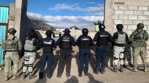 Detienen a 10 hombres en Hidalgo tras operativos contra el narcomenudeo y huachicol.