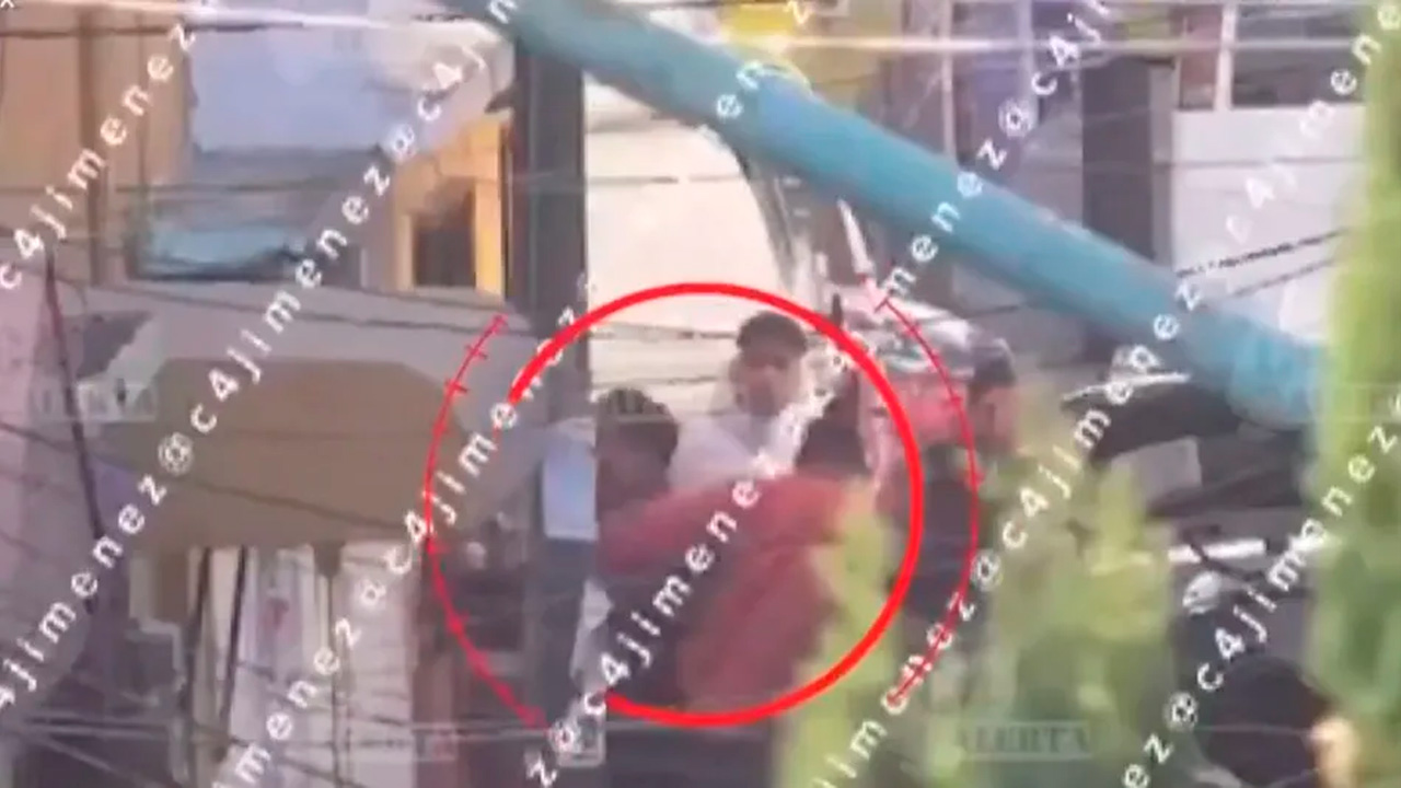 Una riña registrada en la colonia Gabriel Ramos Millán, Iztacalco, derivó en un ataque armado que dejó sin vida a un joven de 19 años.